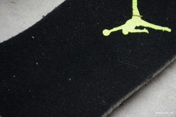 5 Alternate DB3335-100 AirJordan Bel-Air Retro DB3335-100 0314